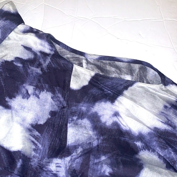 W by Worth sz P (XS/S) top blue & white tie dye long sleeve cold shoulder blouse - Picture 6 of 16